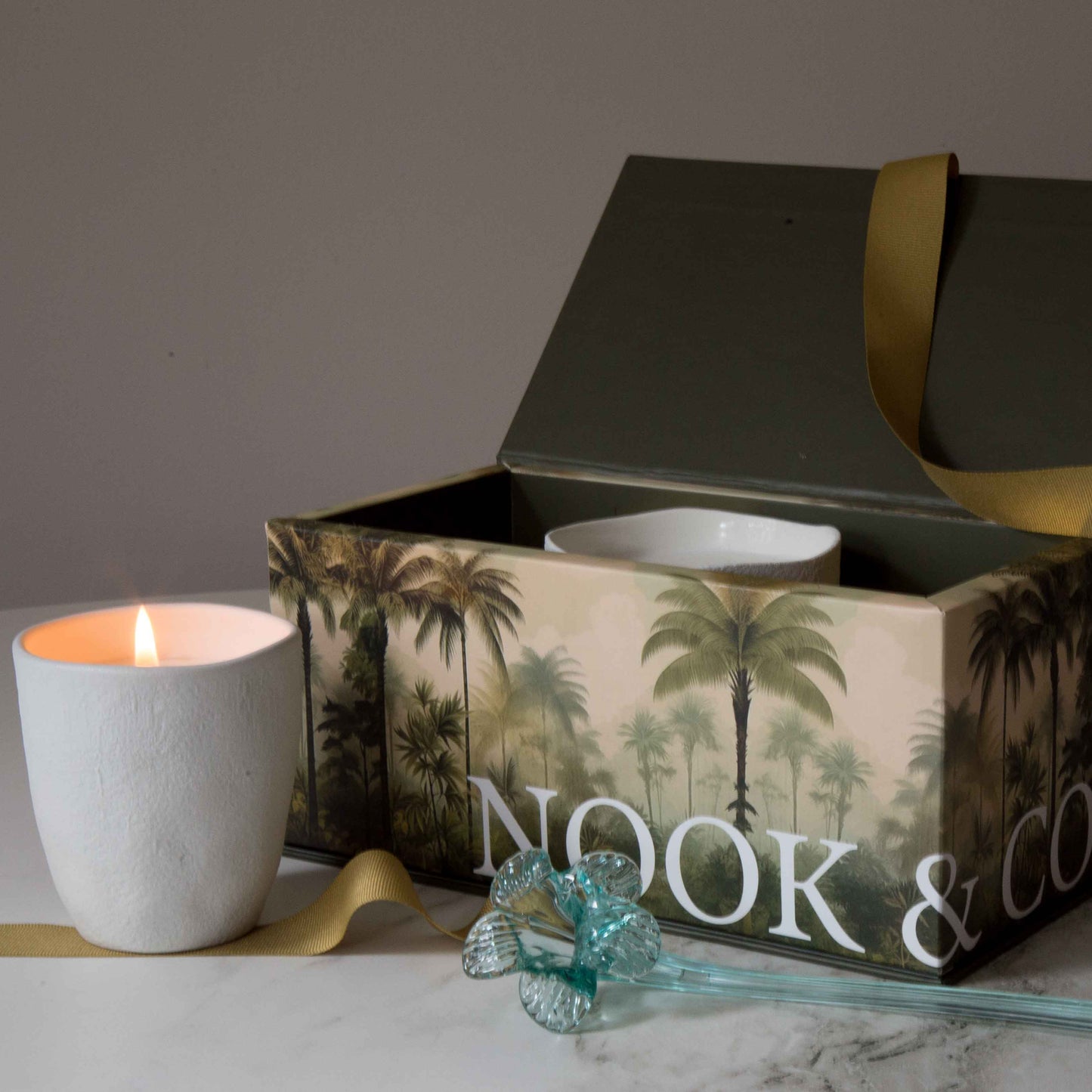 Amazoyna Candle Limited Edition - Ceramic
